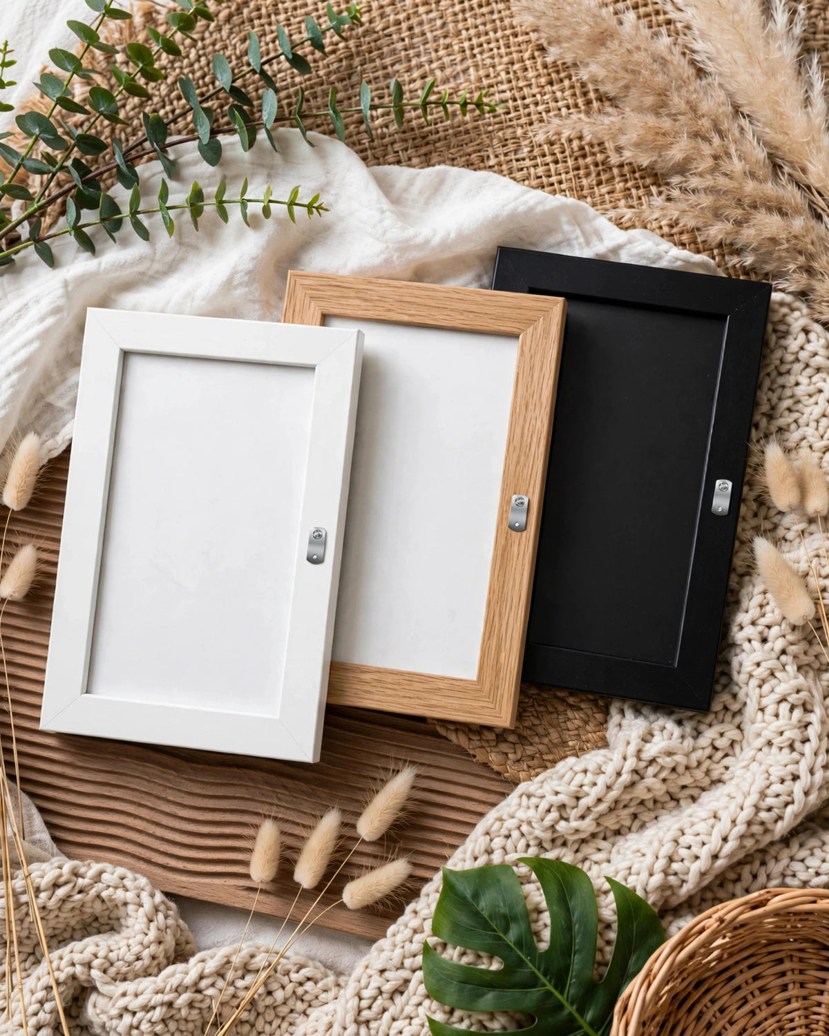Magnetic A4 Art Display Frame – Front-Opening, Foldable