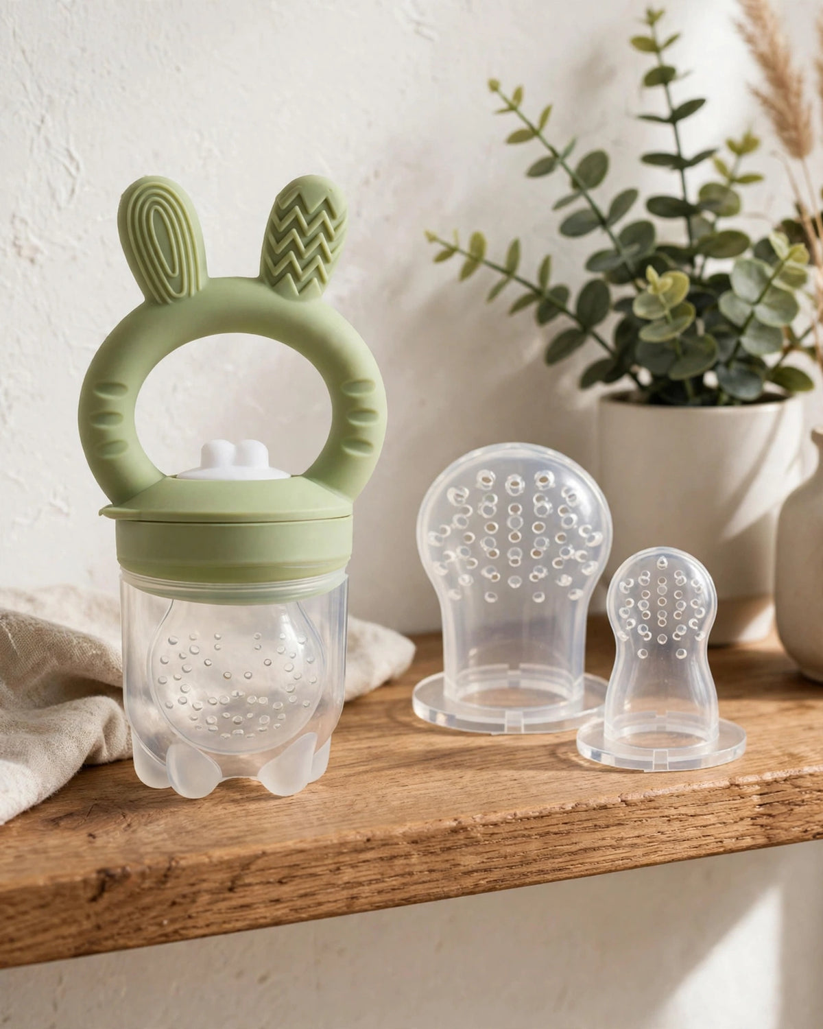 Rabbit Nibble Fruit & Vegetable Teething Feeder