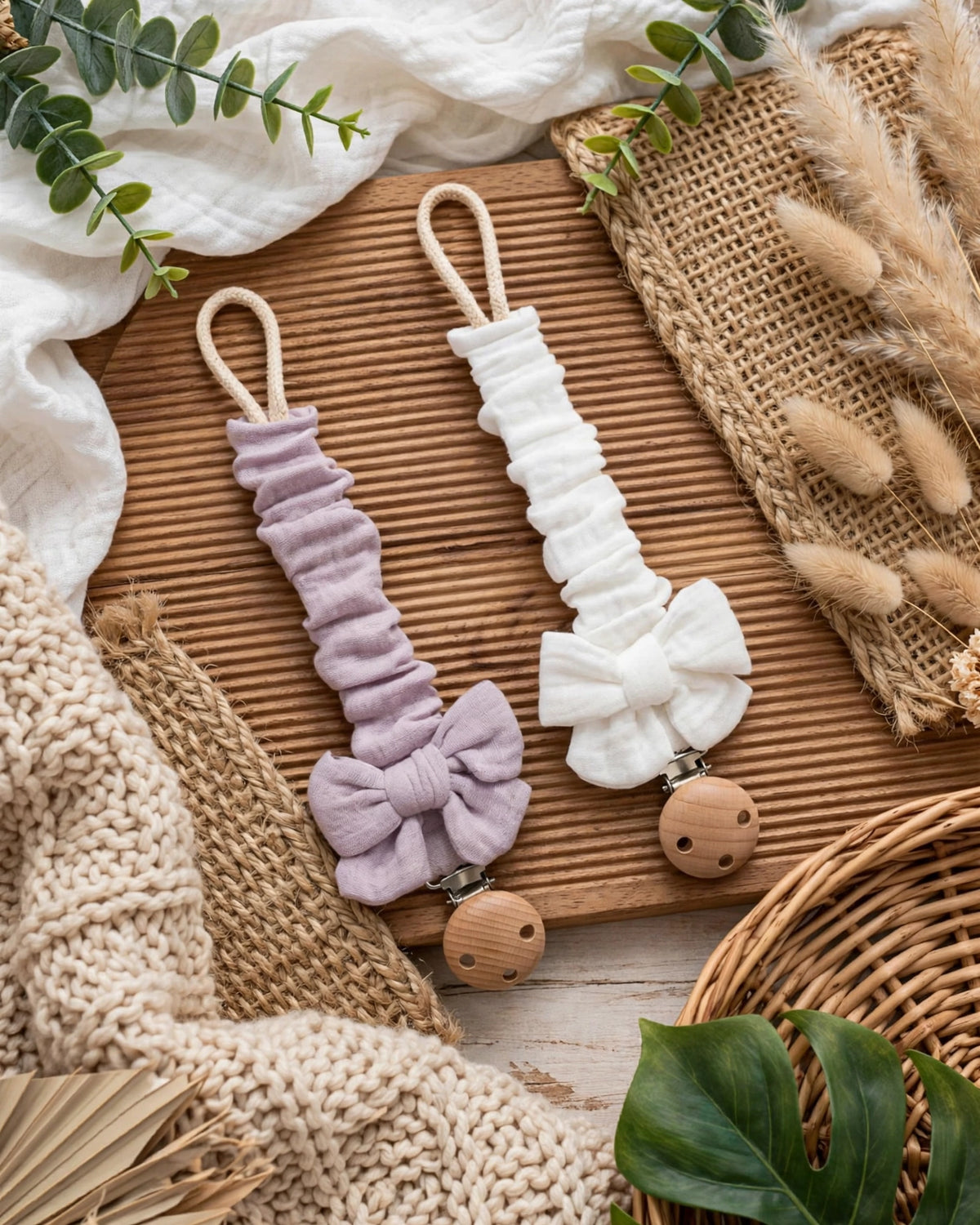 Baby Bowknot Pacifier Clips – 2pcs Wooden 3-Hole Holder, Solid & Printed