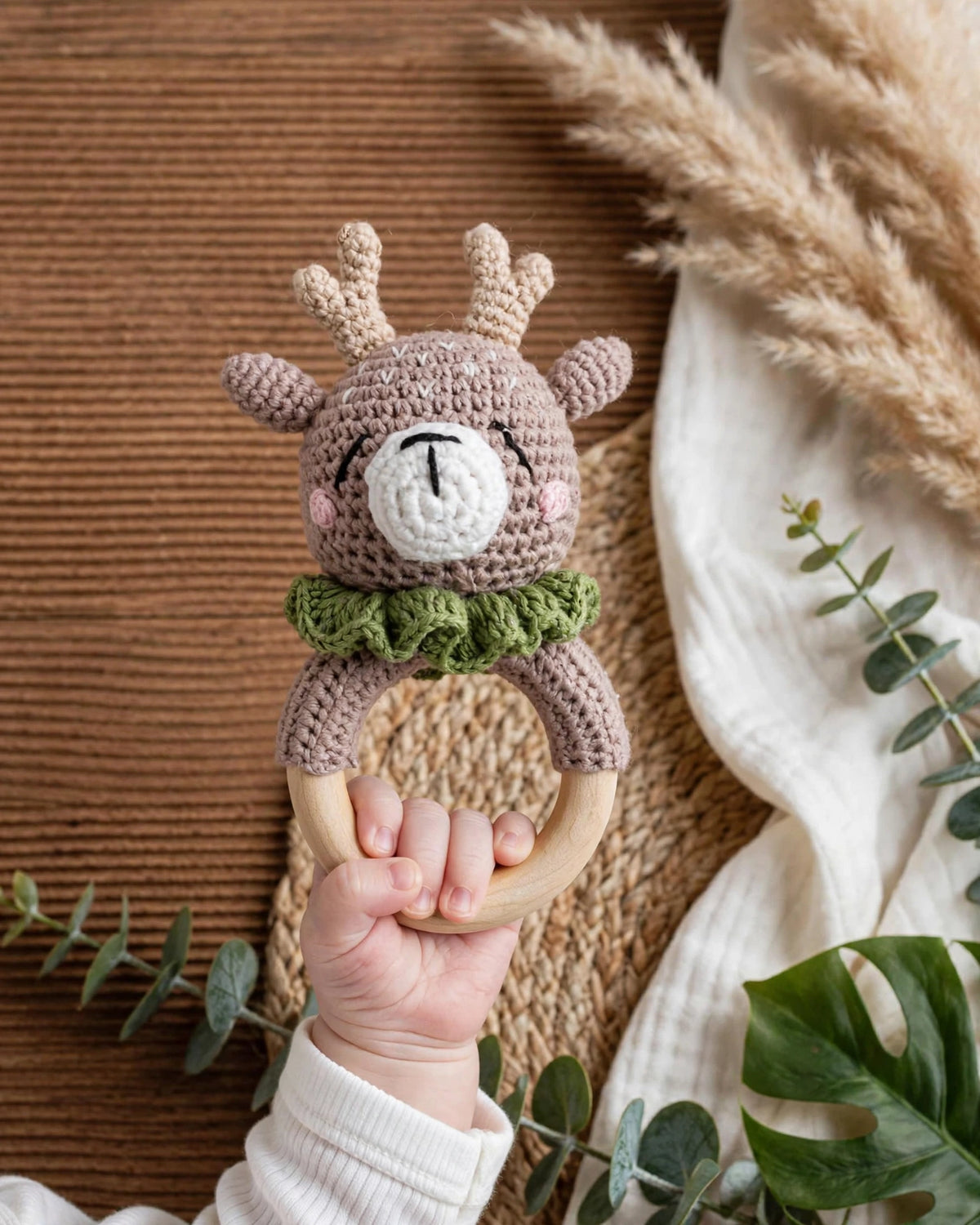 Crochet Cartoon Animal Rattle Soother – Soft 3D Baby Teething Toy